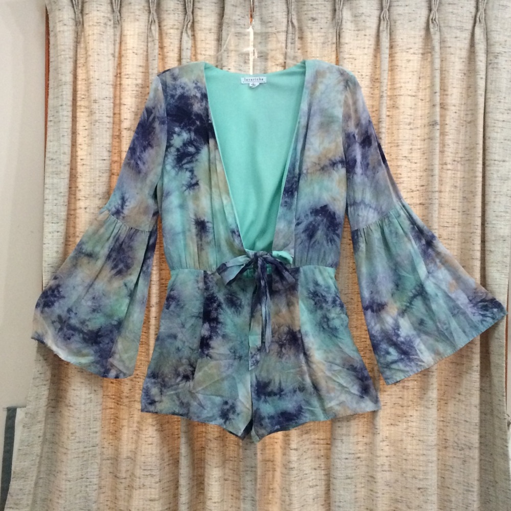 Love Riche Day Dreamer Tie Dye Front Tie Romper - Large